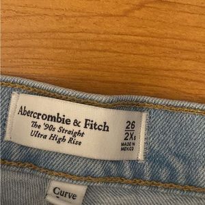 Abercrombie curve love 90s straight ultra high rise jeans